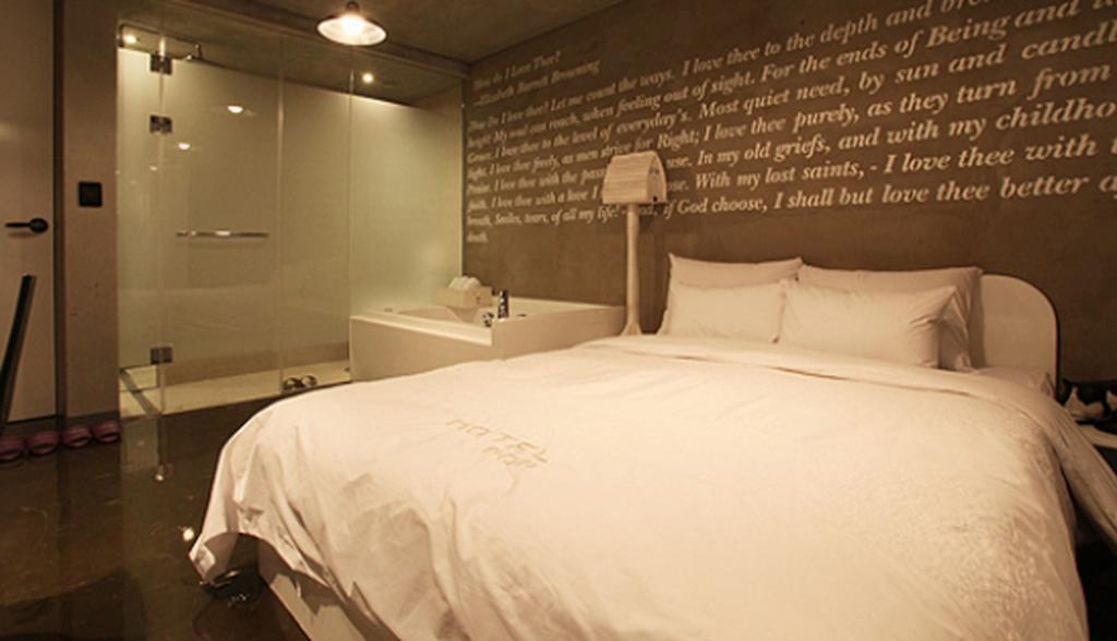 Hotel Pop2 Jongno Seoul Exterior photo